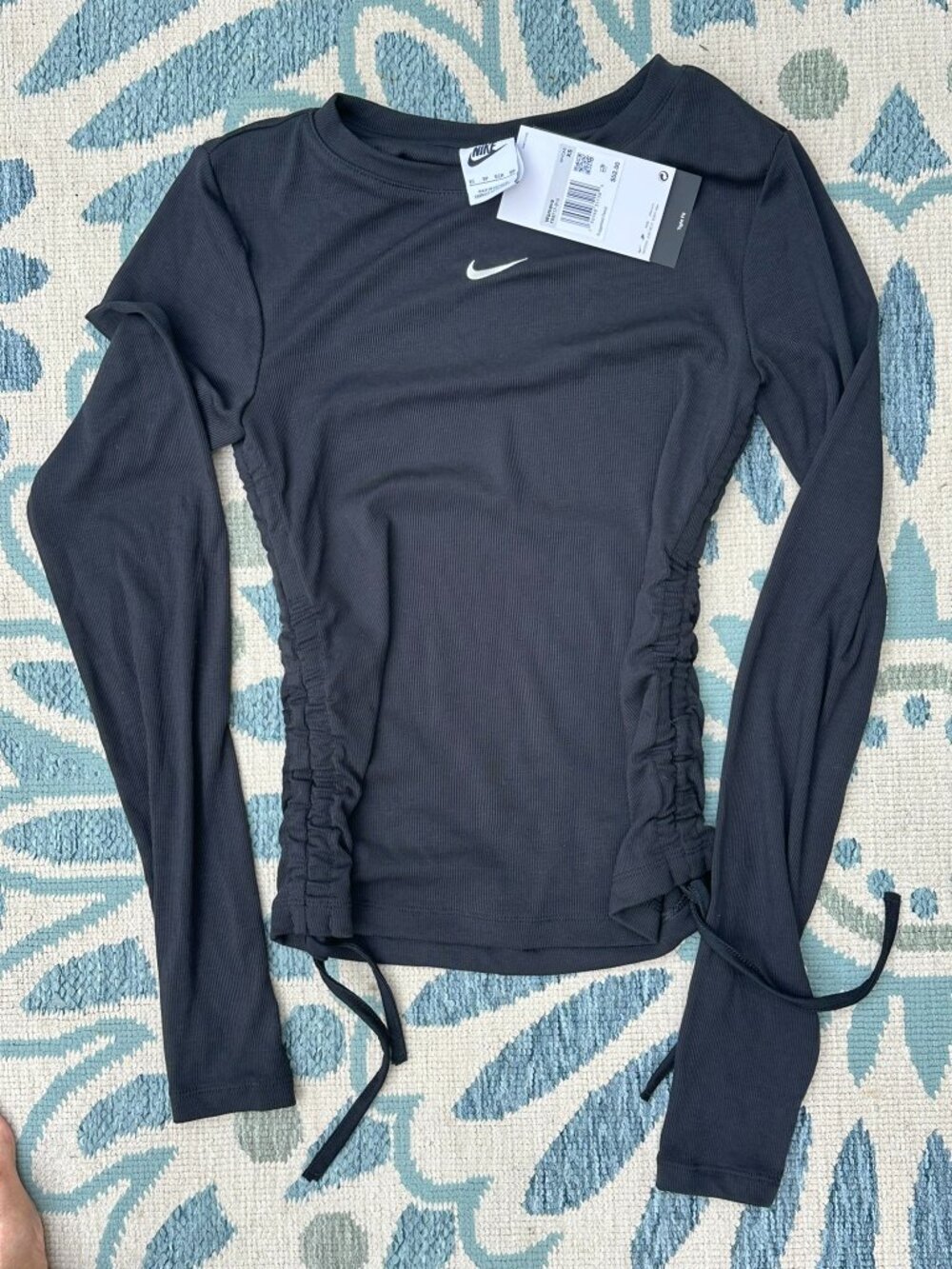 Nike Women's Longsleeve Shirt - side ruching and ties - Black - XS
